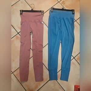 Lot of 2 two FP Free People Movement XS/S blue and pink leggings